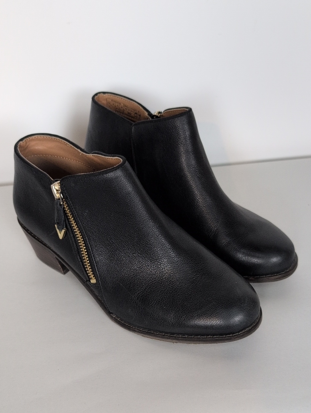 Vionic Jolene Ankle Boots